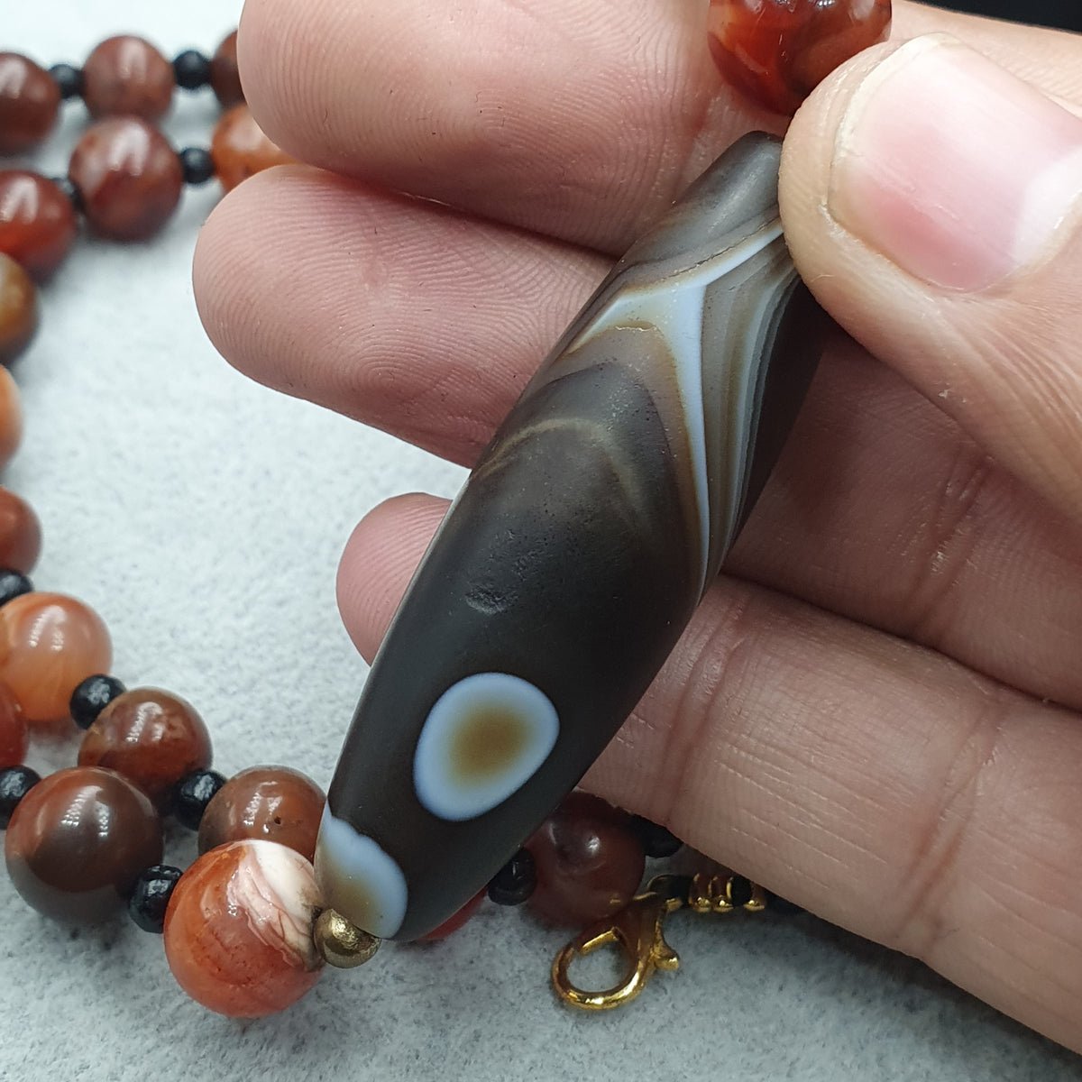 Collier de perles antiques en agate Suliemani naturelle et en agate Cornaline