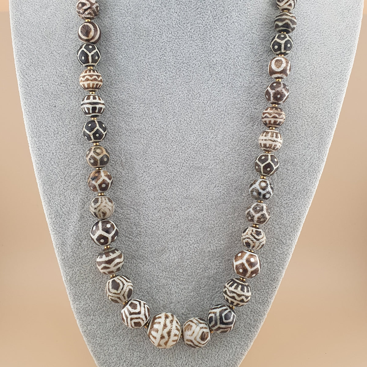 Antique Burmese Pumtek Pyu Petrified Wood Beads Necklace 24 inches 11-19mm Beads Size