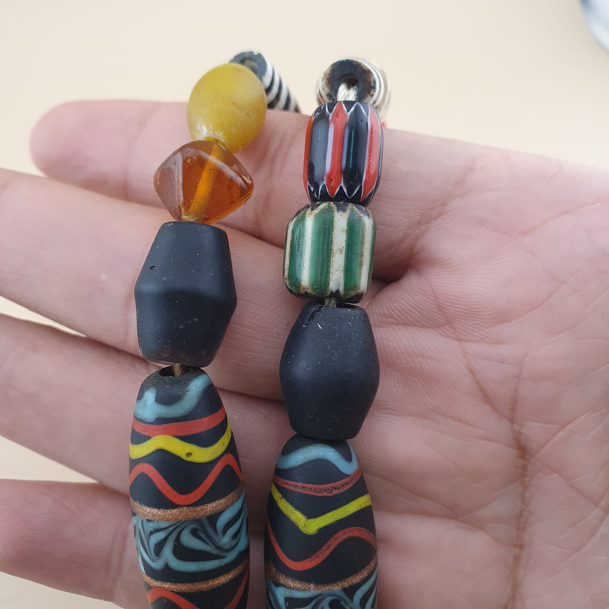 Collier vintage de perles asiatiques, africaines, Pumtek, Pyu et en verre