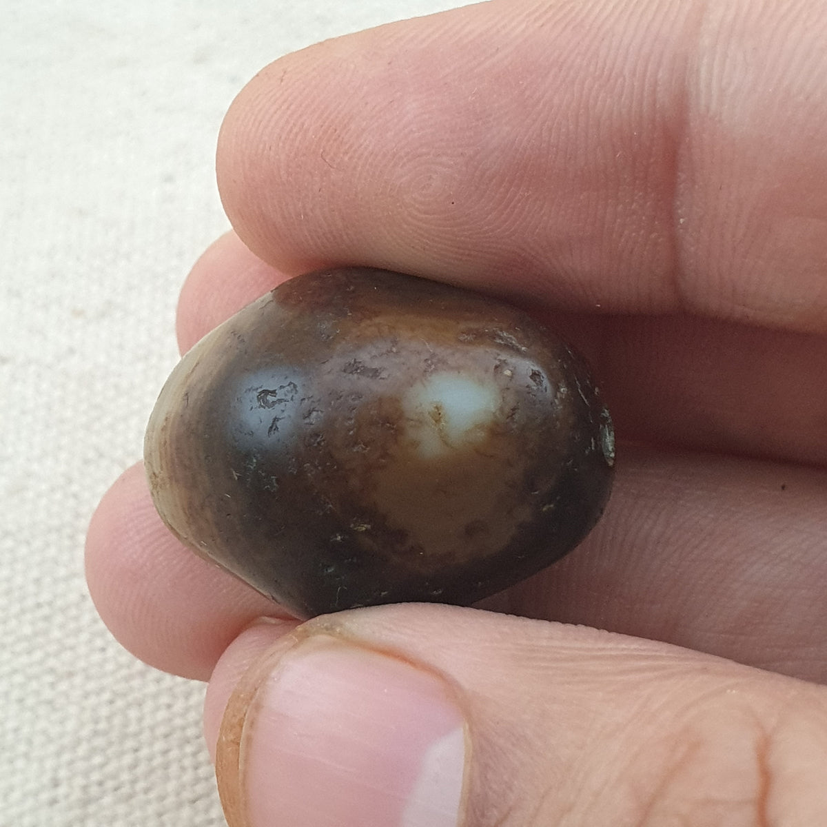 Amulette vintage en perles d'agate oeil de Suliemani à motif naturel