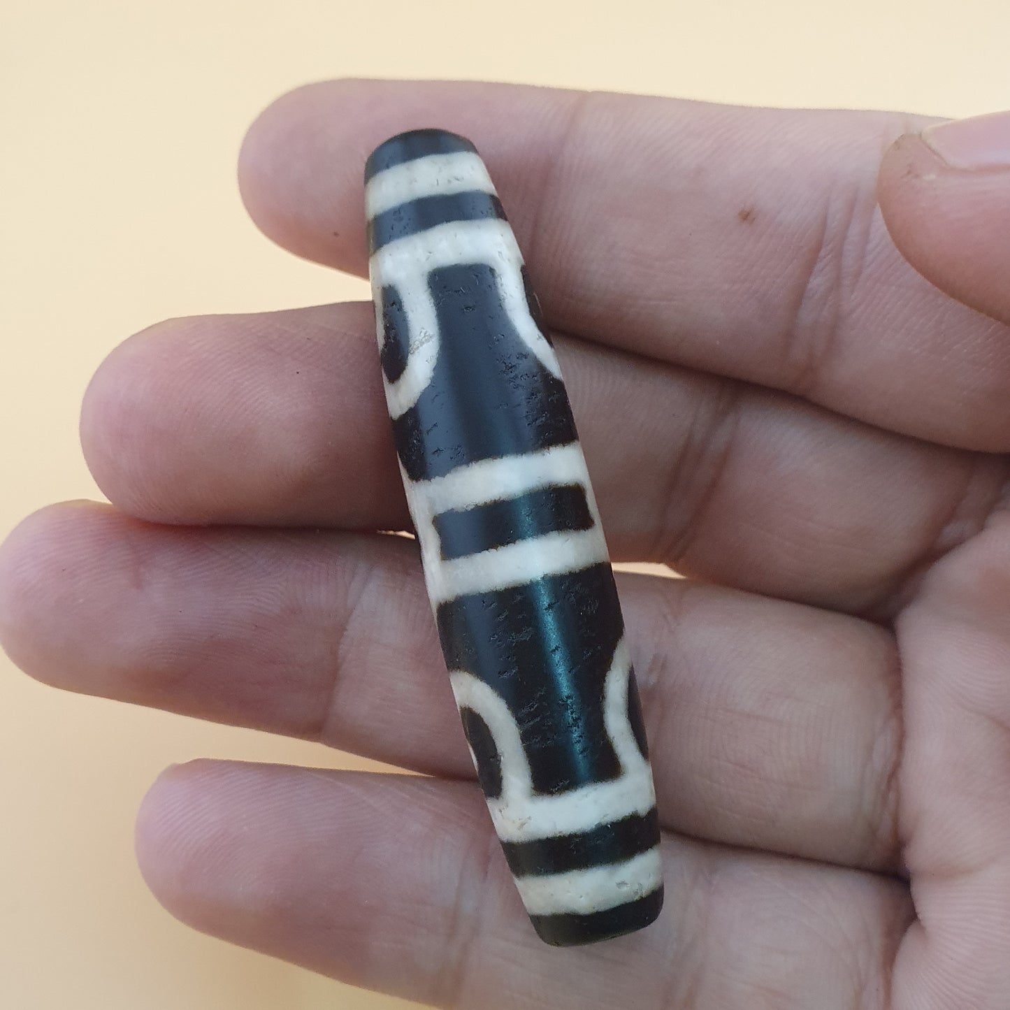 Antikes Himalaya-Tibetisches Schatzgefäß-Muster & Diamantaugen Achatperlen-Amulett