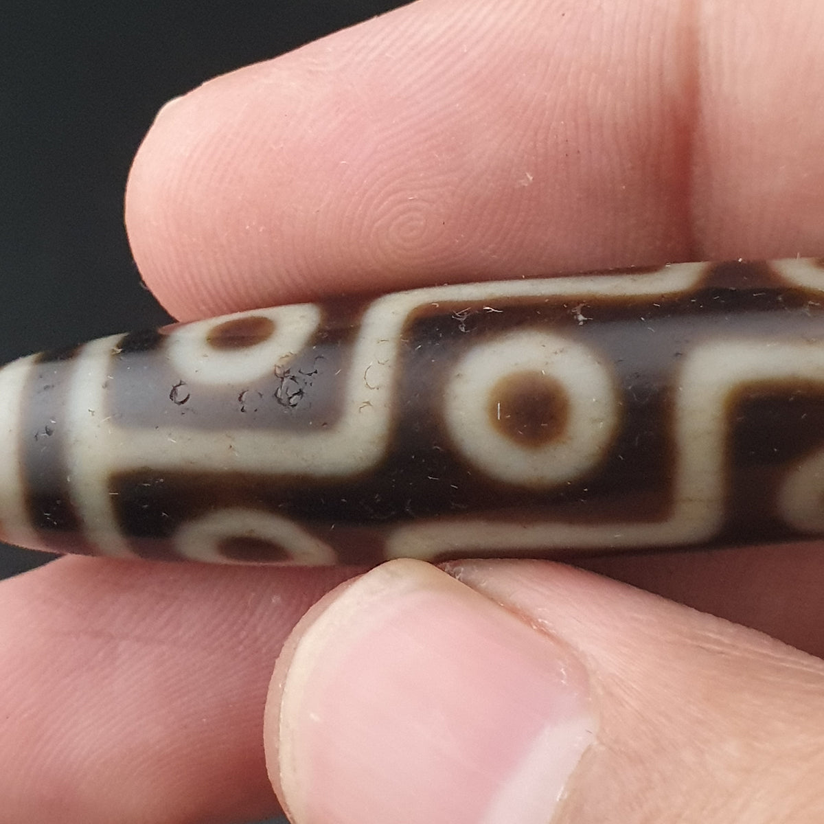 Amulette ancienne tibétaine en agate Dzi 9 yeux