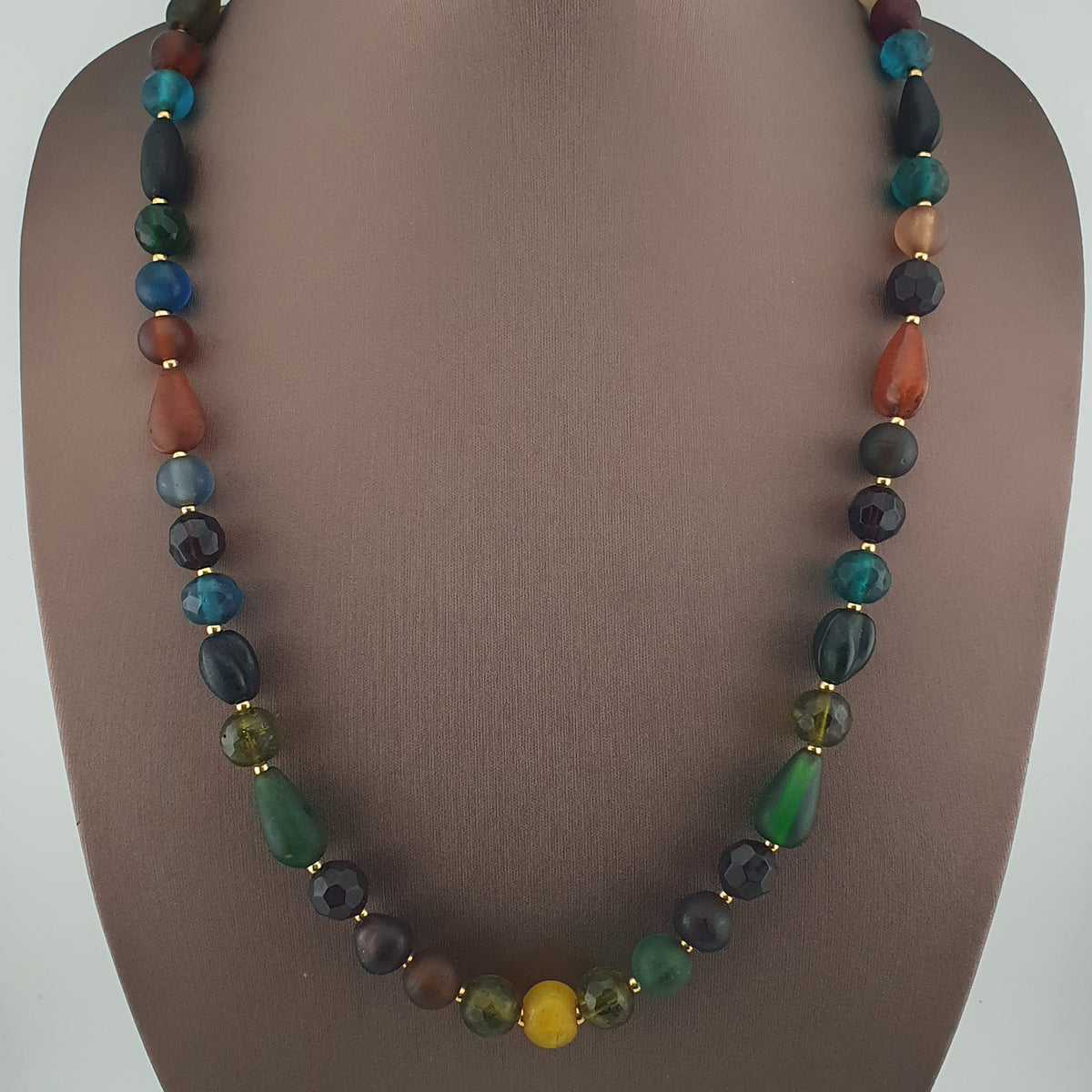 Collier de Perles en Verre Multicolores Style Africain Antique