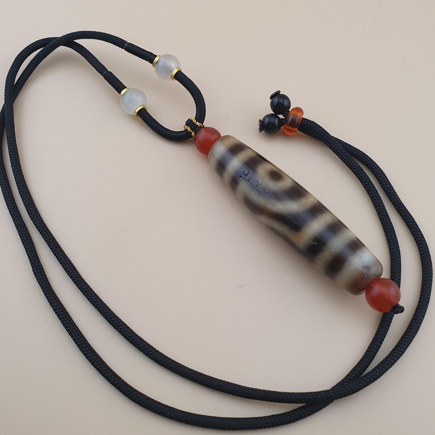Vintage Himalayan Tibetan 2 Eyes Agate Dzi Bead Amulet