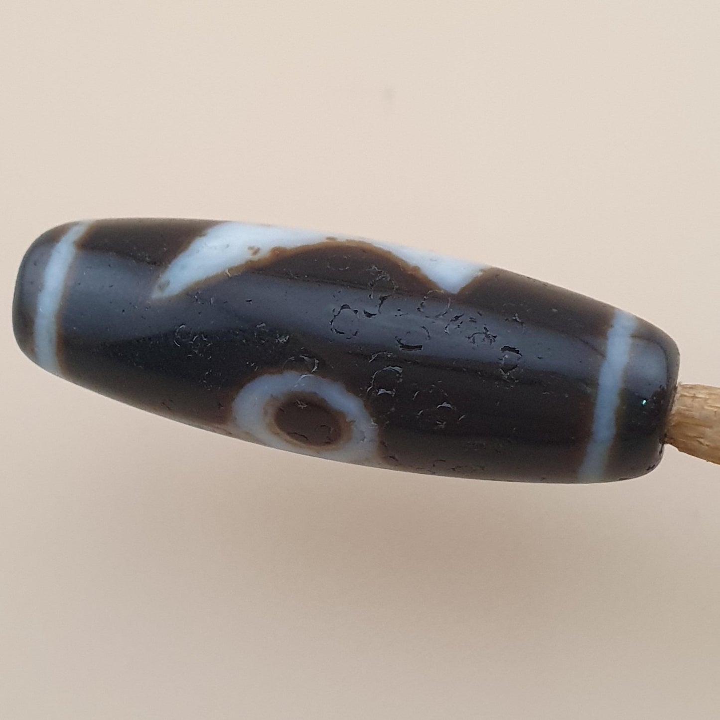 Vintage Himalayan Tibetan Flower & Energy Pattern Agate Dzi Bead Amulet