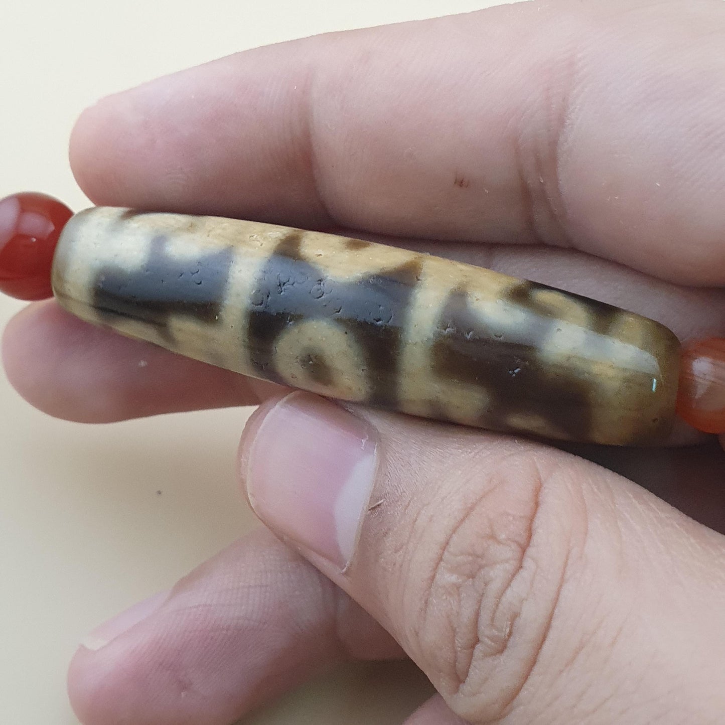 Vintage 3 Eyes Unique Pattern Himalayan Tibetan Agate Dzi Bead Amulet