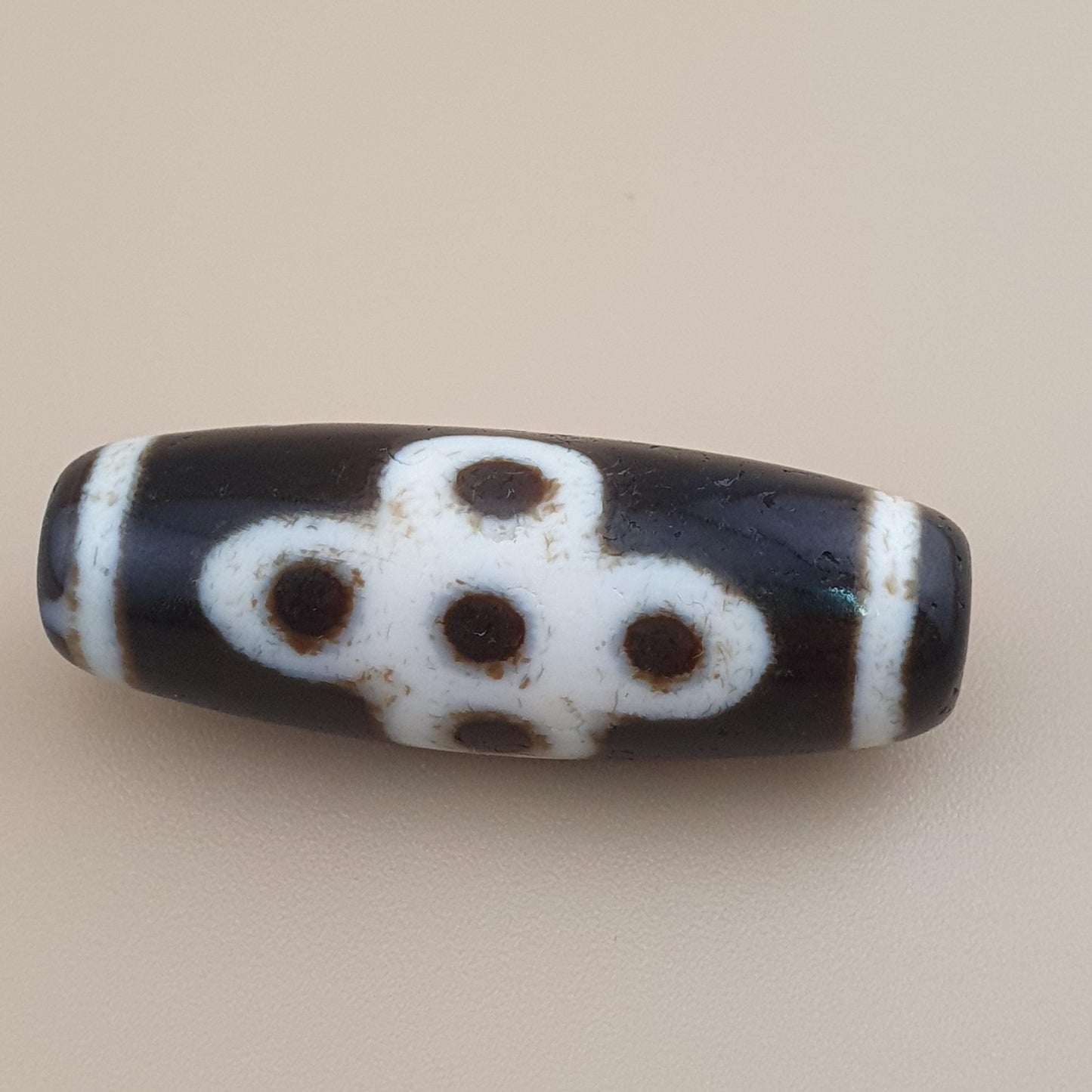 Vintage Himalayan Tibetan Floral & Energy Motif Agate Dzi Amulet