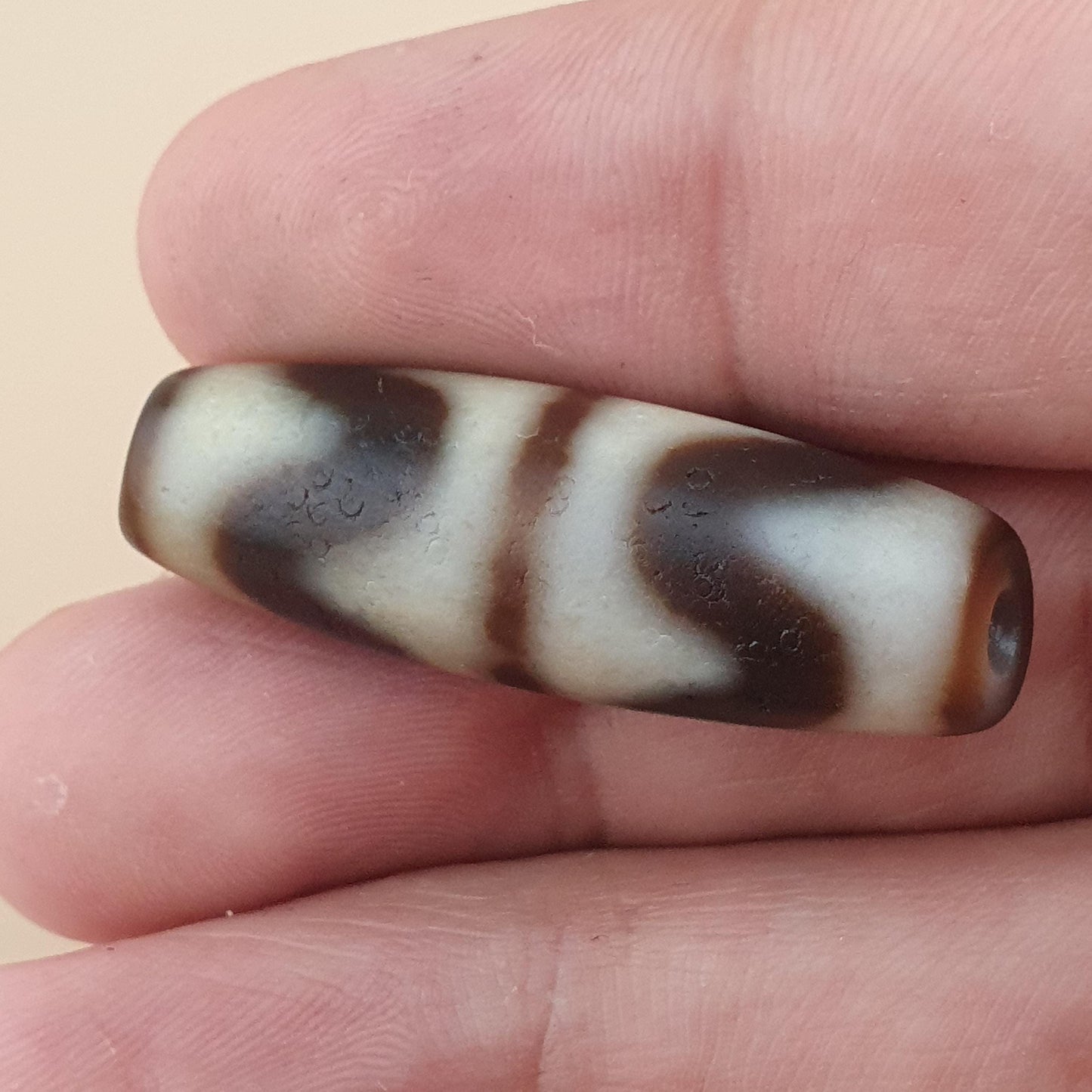 Vintage ZigZag Pattern Himalayan Tibetan Dzi Bead Amulet