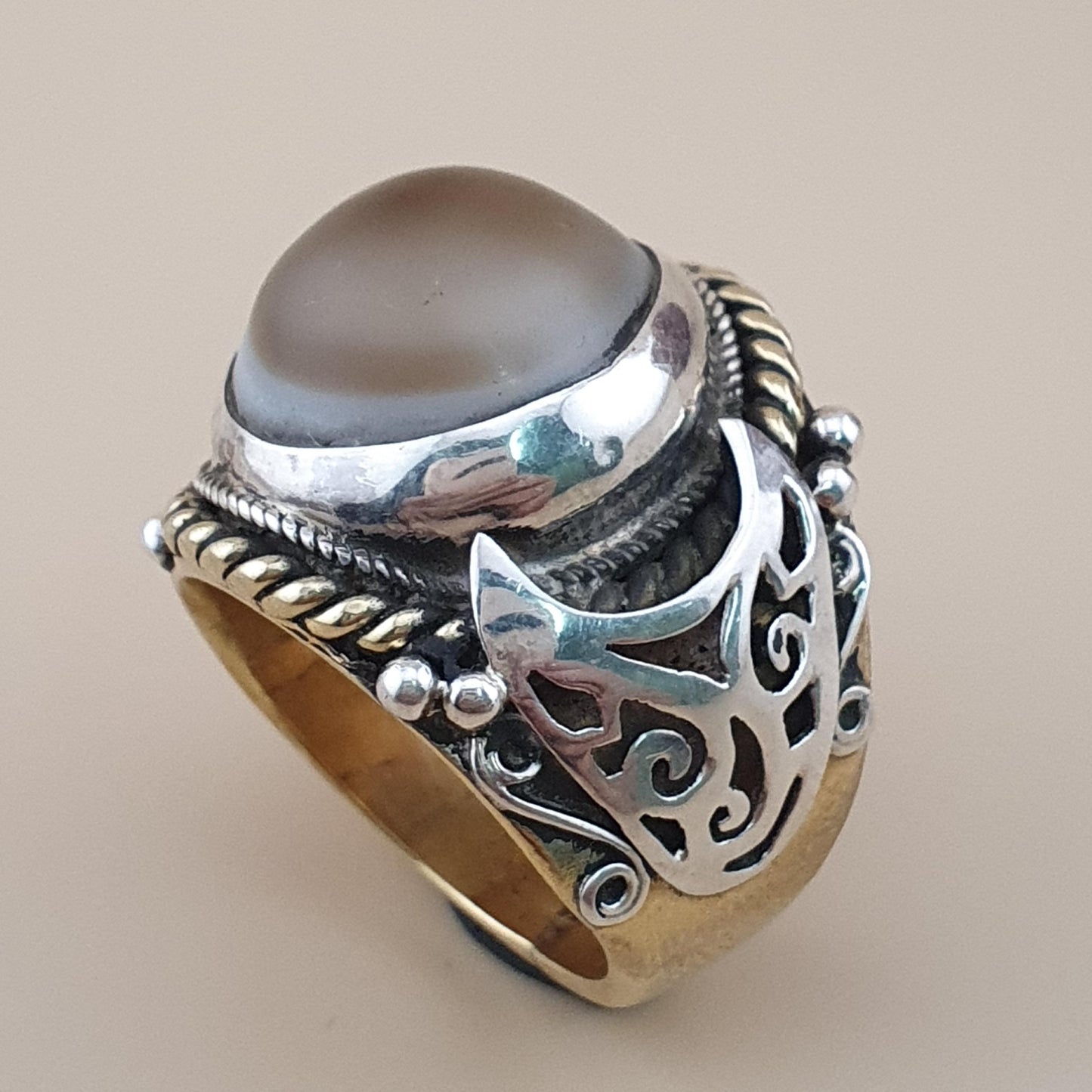 Antiker Sulemani Achatring Vintage Messing- & Silbereinlage Design