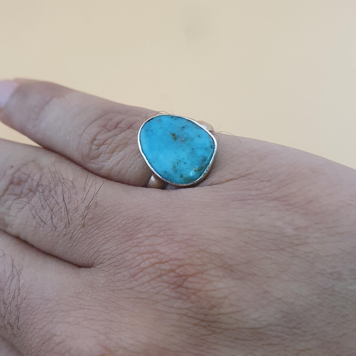 Bague en argent sterling avec turquoise naturelle d'Arizona, fabriquée à la main, style bohème, petite bague en pierre précieuse