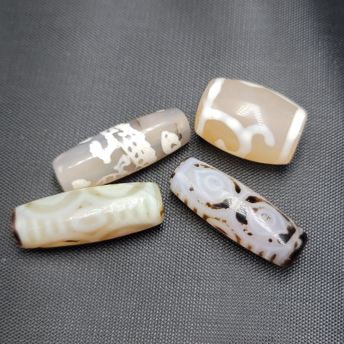 Vintage nepalesische tibetische Achat Lot 4 Perlen