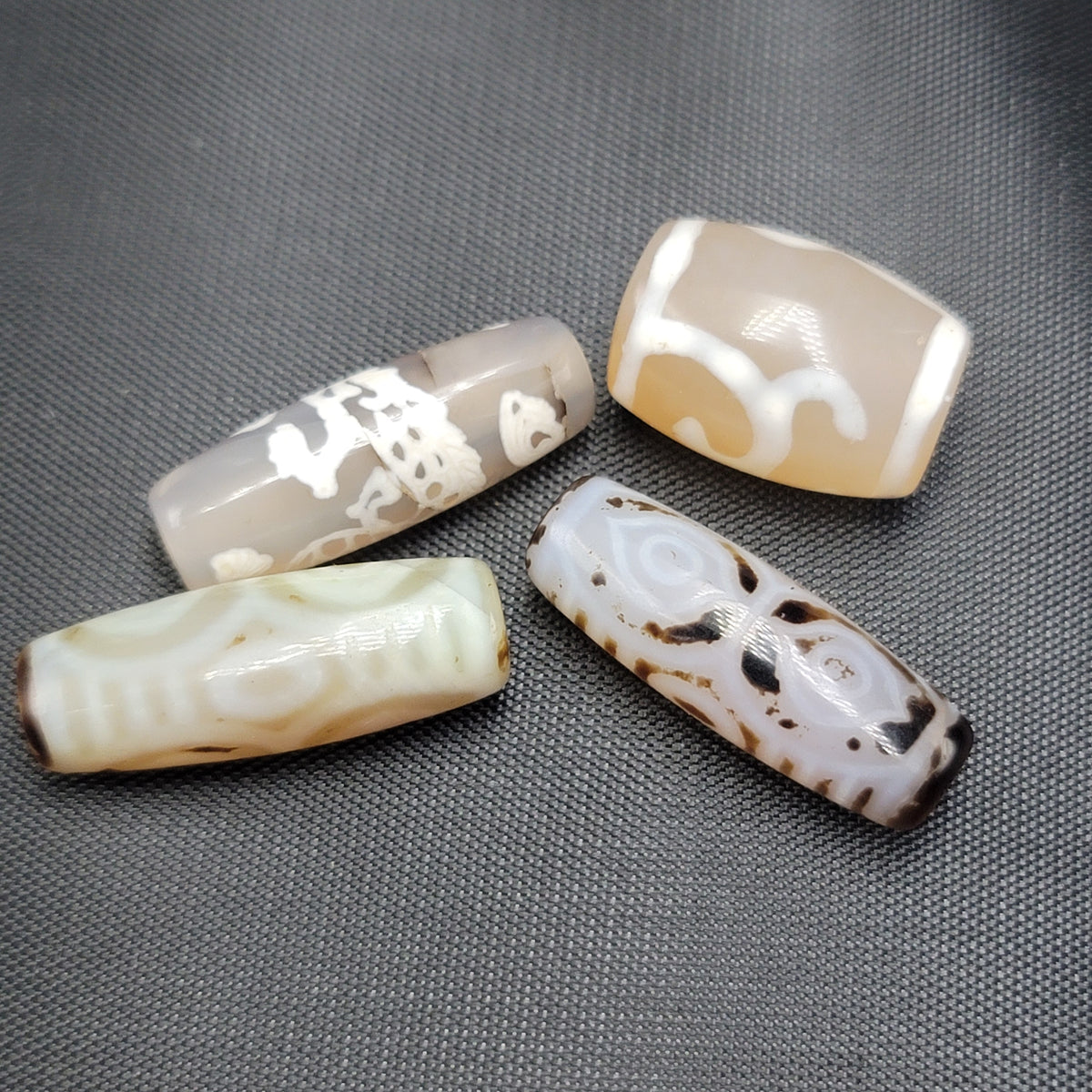 Vintage nepalesische tibetische Achat Lot 4 Perlen