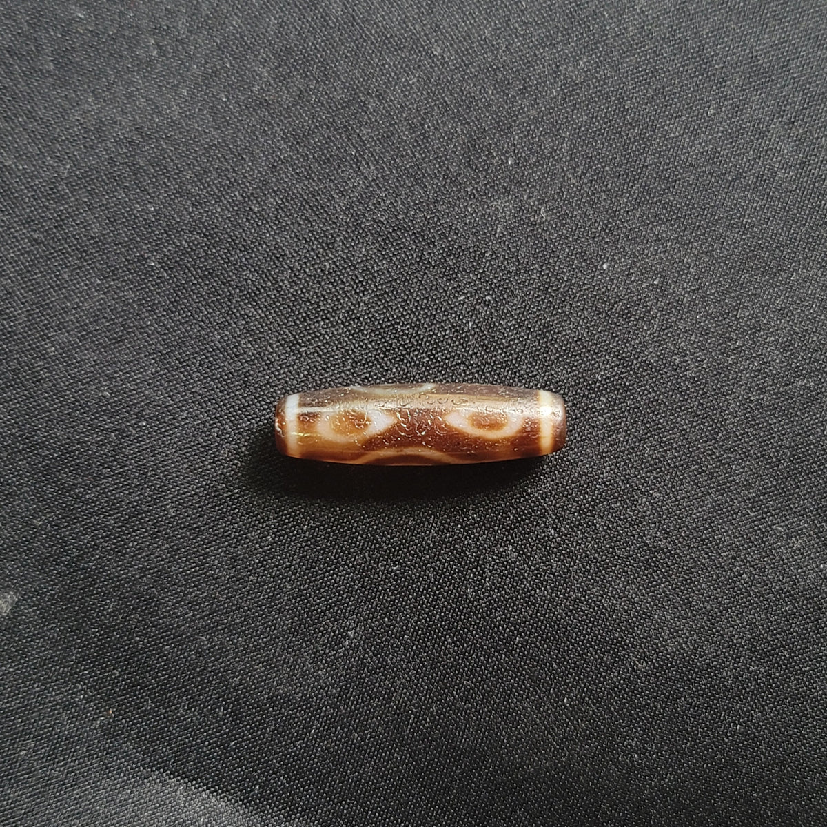 Perle d'Agate Tibétaine Népalaise Amulette 4 Yeux Motif Vintage