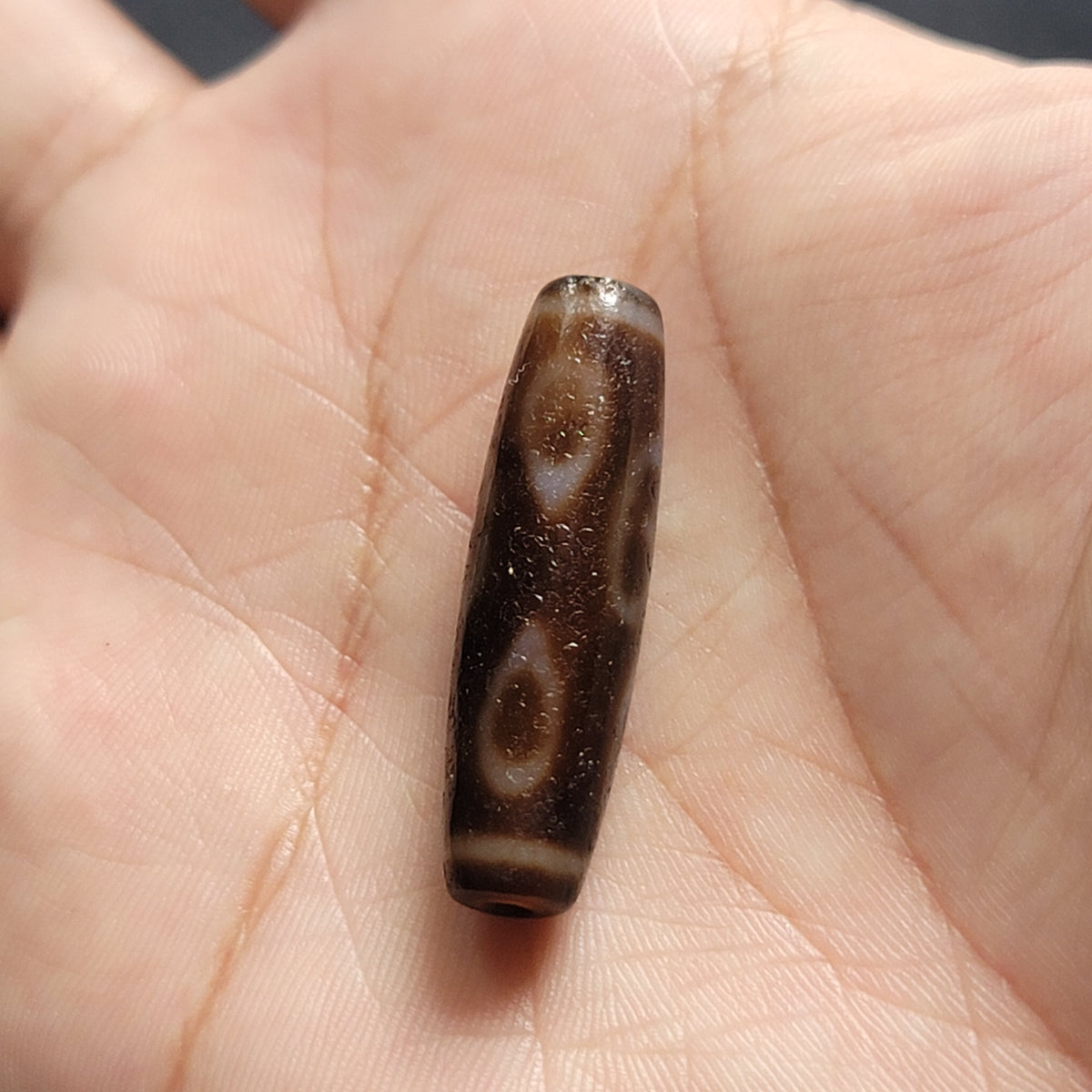 Perle d'Agate Tibétaine Népalaise Amulette 4 Yeux Motif Vintage