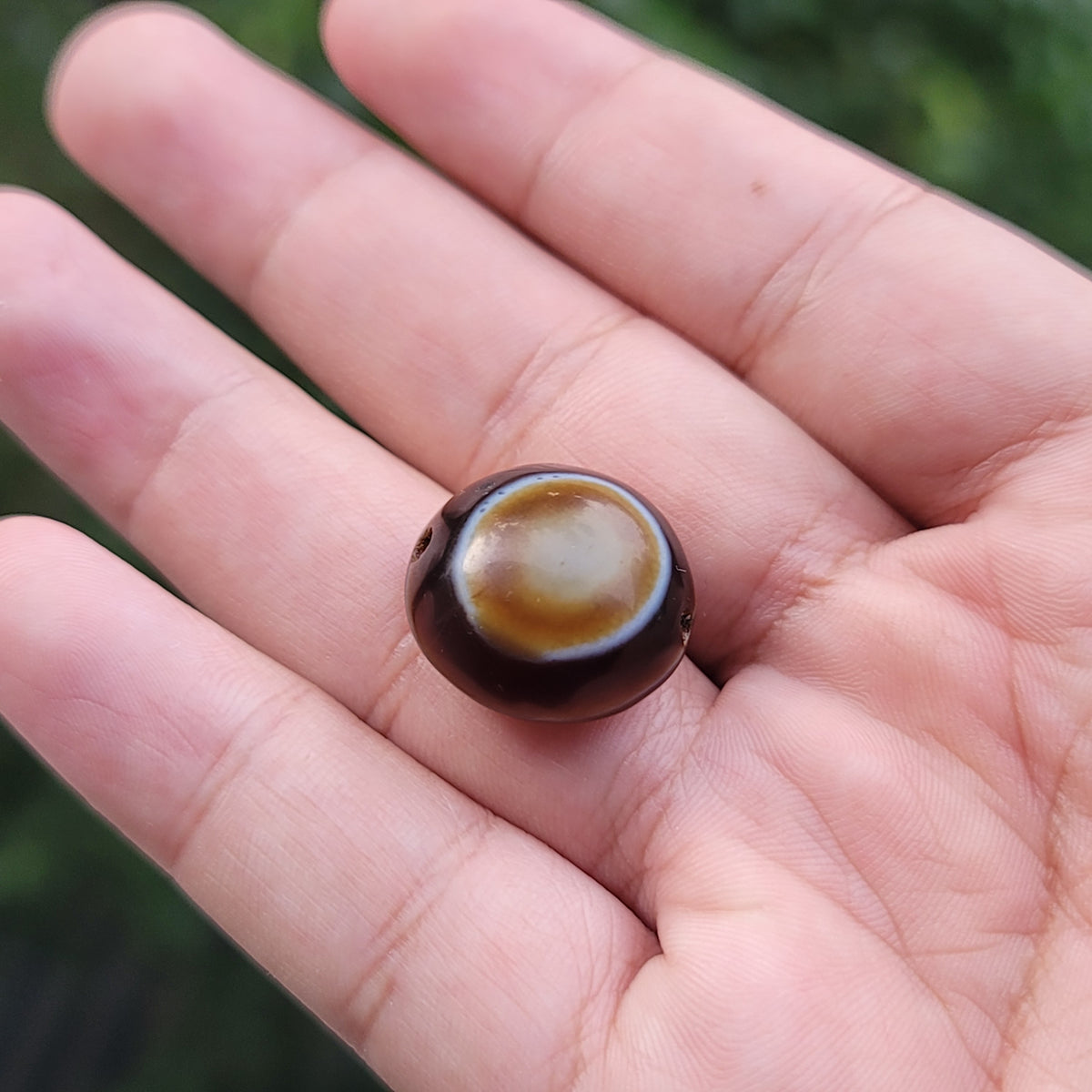 Vintage Lukmik Goat Eye Tibetan Agate Bead