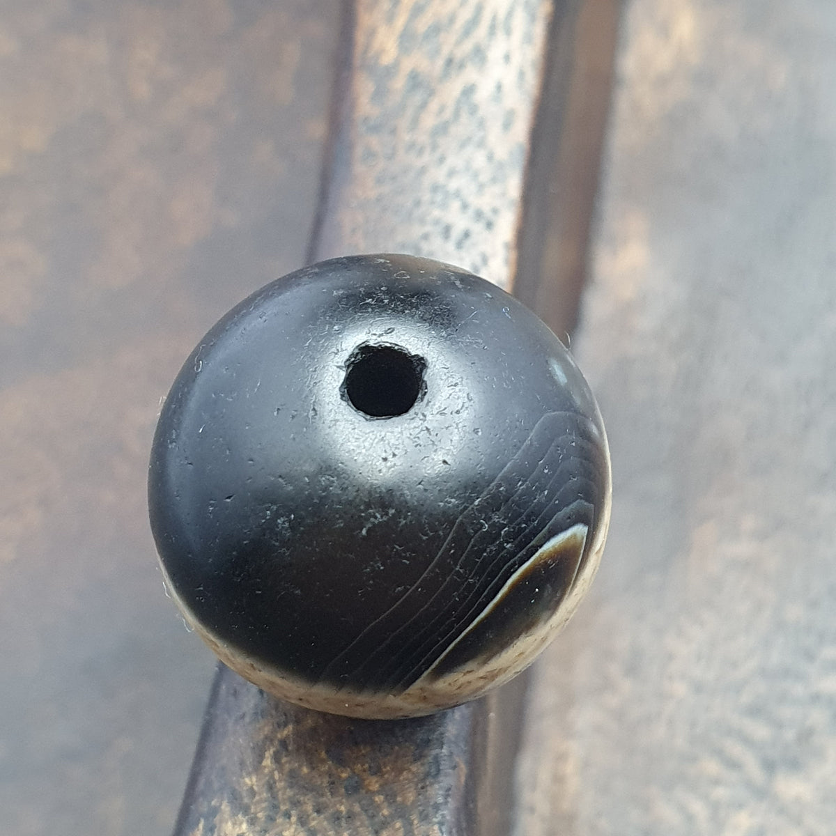Suliemani Eye 1 Line Rare Himalayan Anituqe Agate Bead Amulet