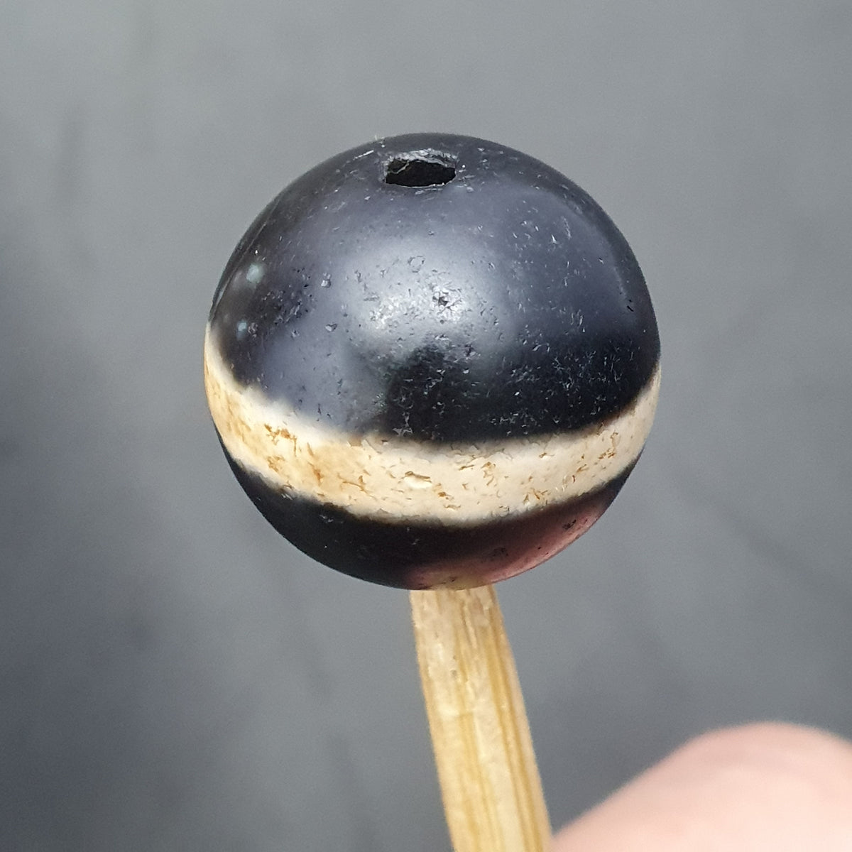 Suliemani Eye 1 Line Rare Himalayan Anituqe Agate Bead Amulet