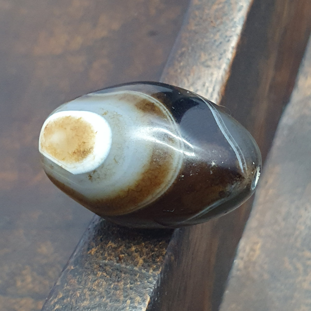 Perle d'agate œil de Souleïmani de l'Himalaya vintage