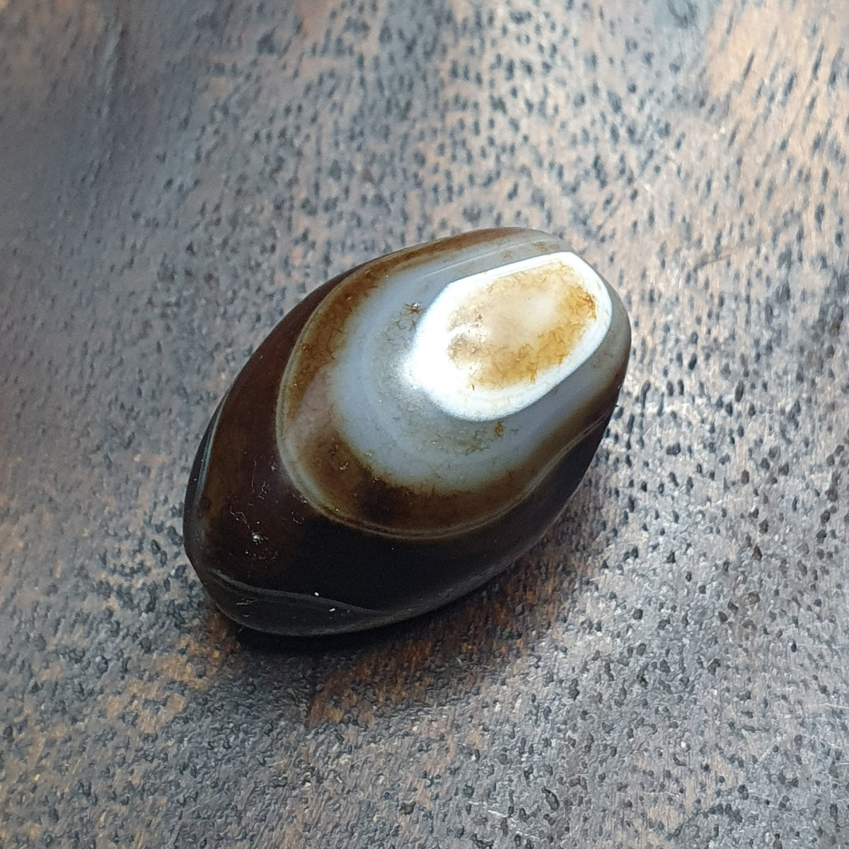 Perle d'agate œil de Souleïmani de l'Himalaya vintage