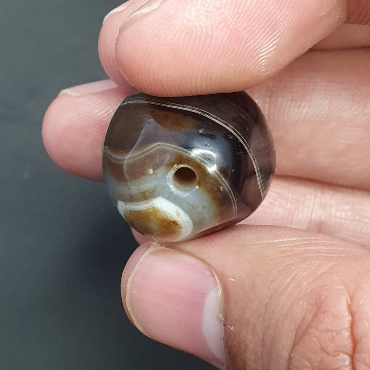 Perle d'agate œil de Souleïmani de l'Himalaya vintage