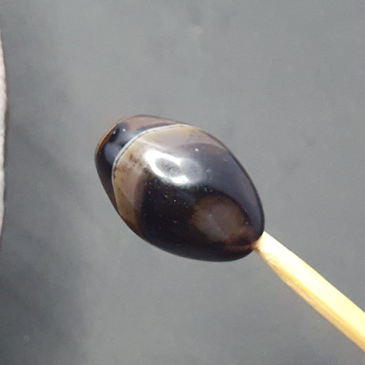 Perle d'agate œil de Souleïmani de l'Himalaya vintage