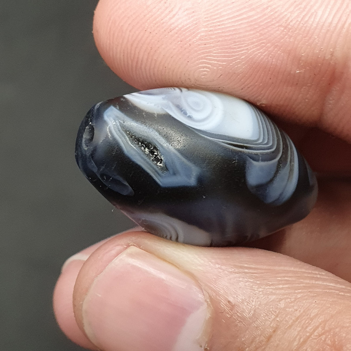 Lot vintage de 2 perles d'agate calcédoine