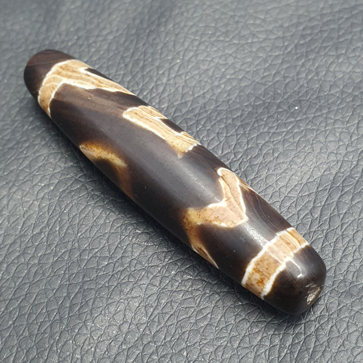 Amulette Perle Dzi en Agate Tibétaine de l'Himalaya Vintage