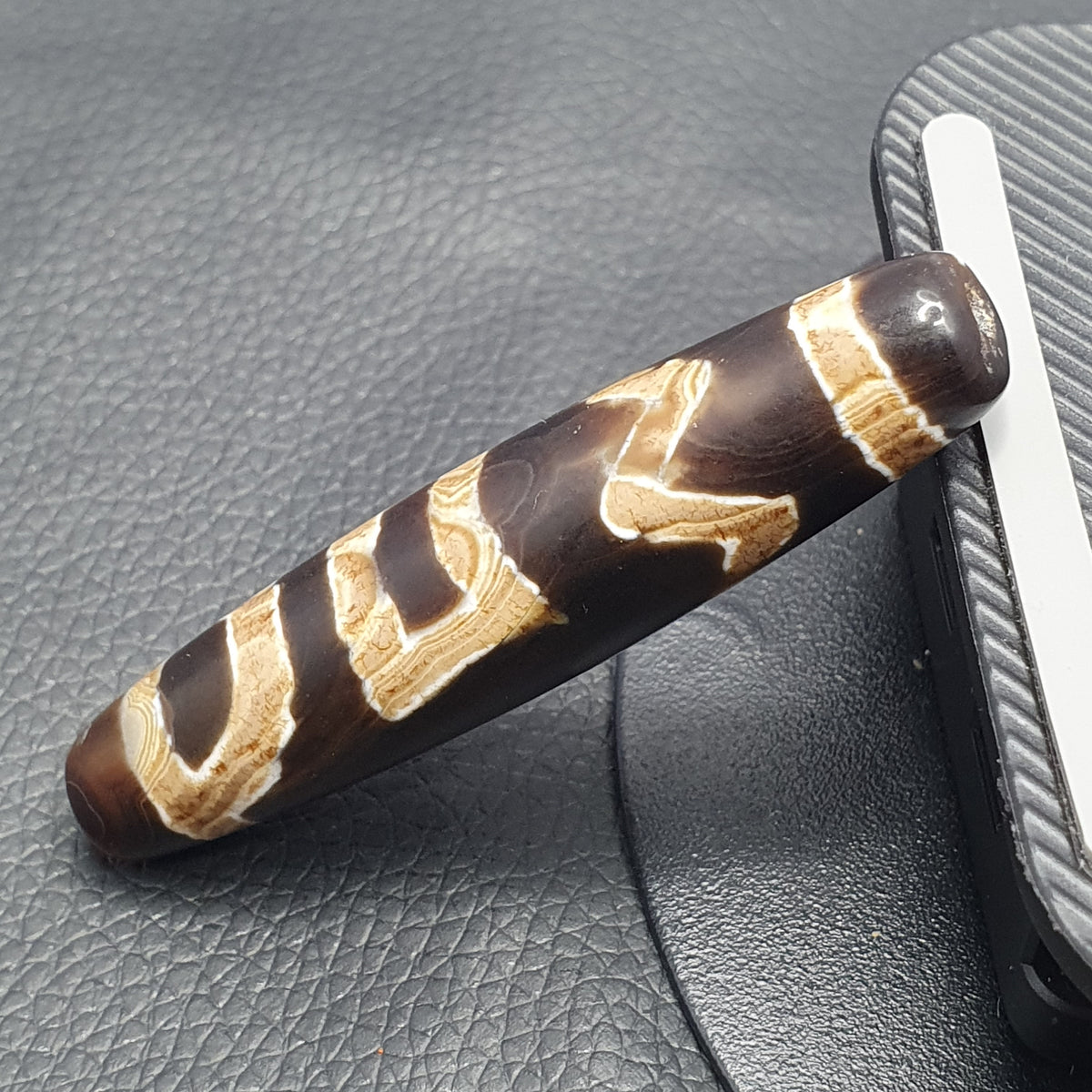 Amulette Perle Dzi en Agate Tibétaine de l'Himalaya Vintage