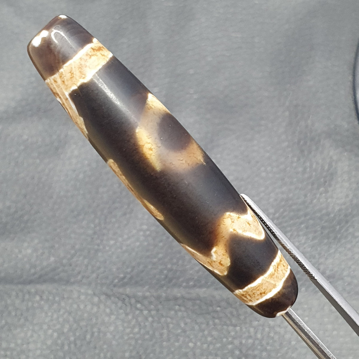 Amulette Perle Dzi en Agate Tibétaine de l'Himalaya Vintage
