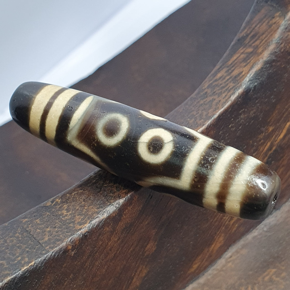 Amulette perle Dzi en agate tibétaine vintage à 7 yeux