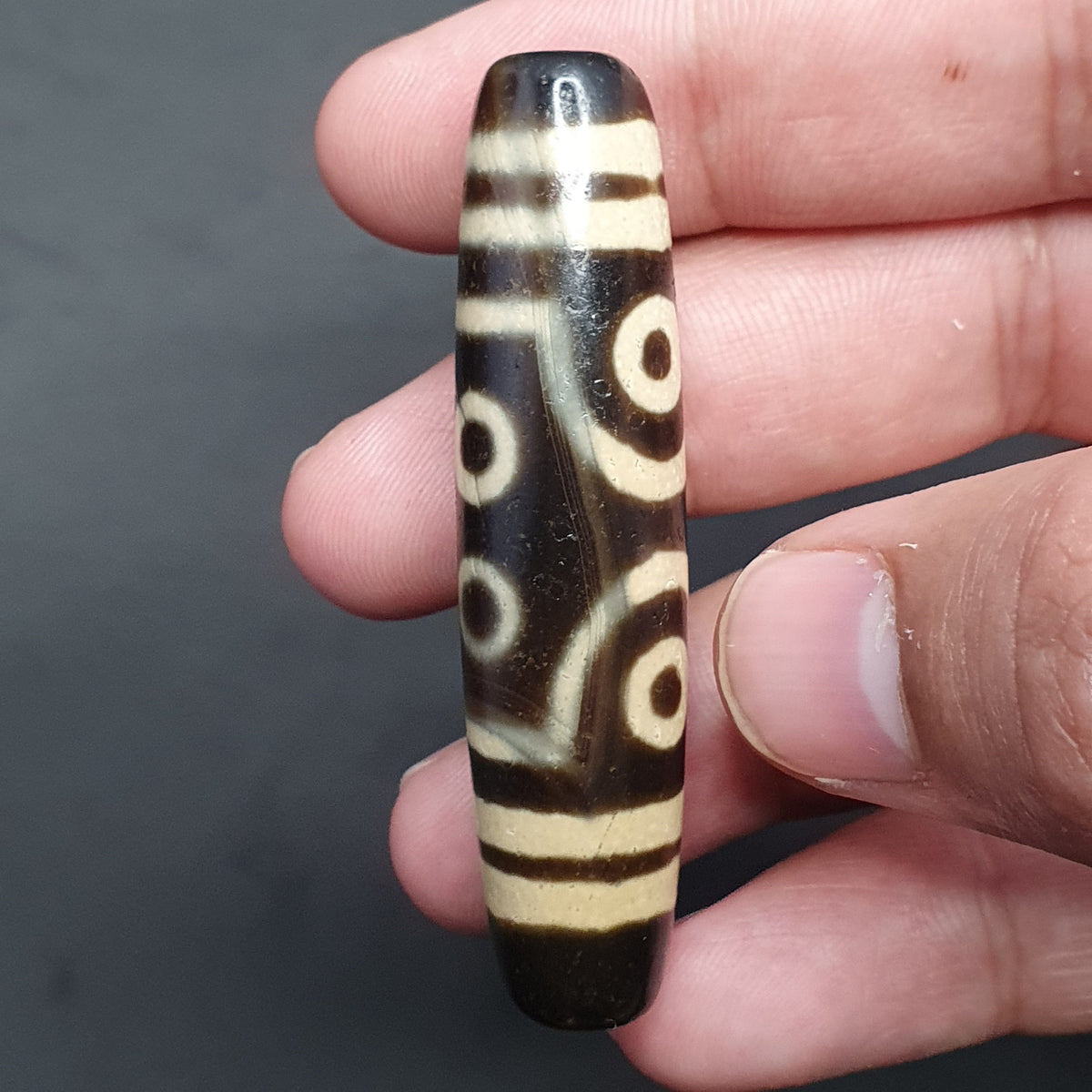 Amulette perle Dzi en agate tibétaine vintage à 7 yeux