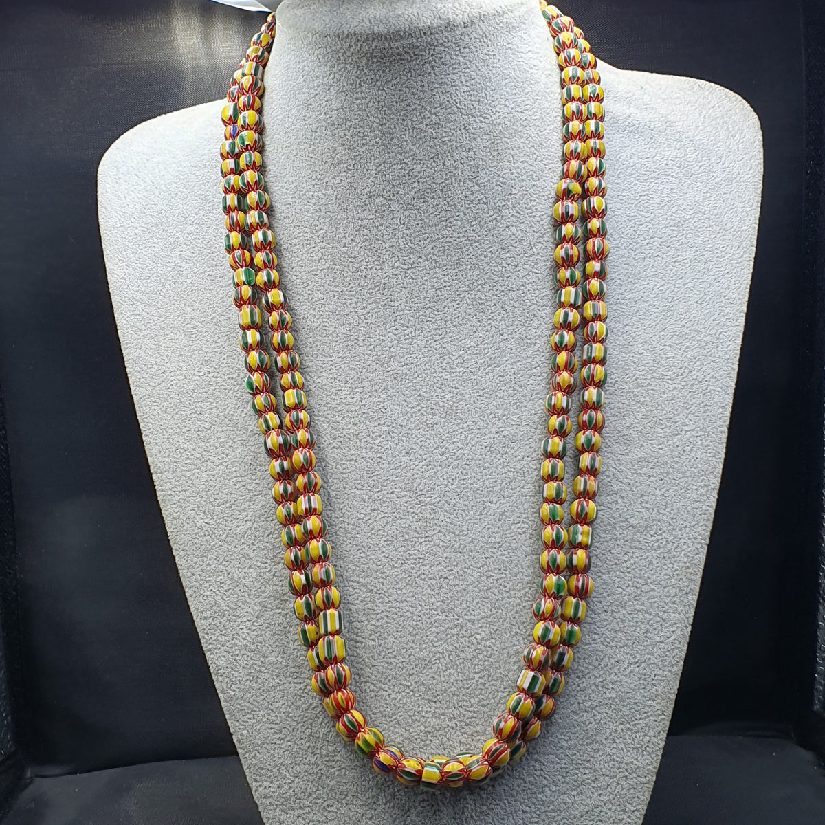 Collier en perles chevron jaunes de style vénitien vintage, 7-8 mm