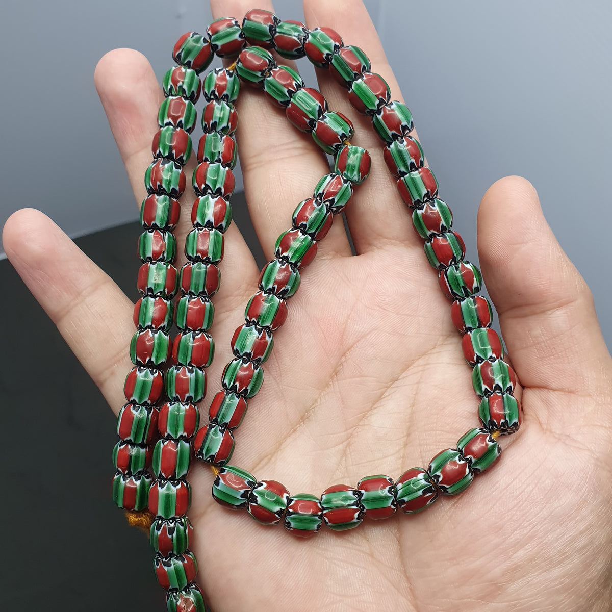 Antike venezianische Chevron-Perlenkette, handgefertigte Perlenstränge