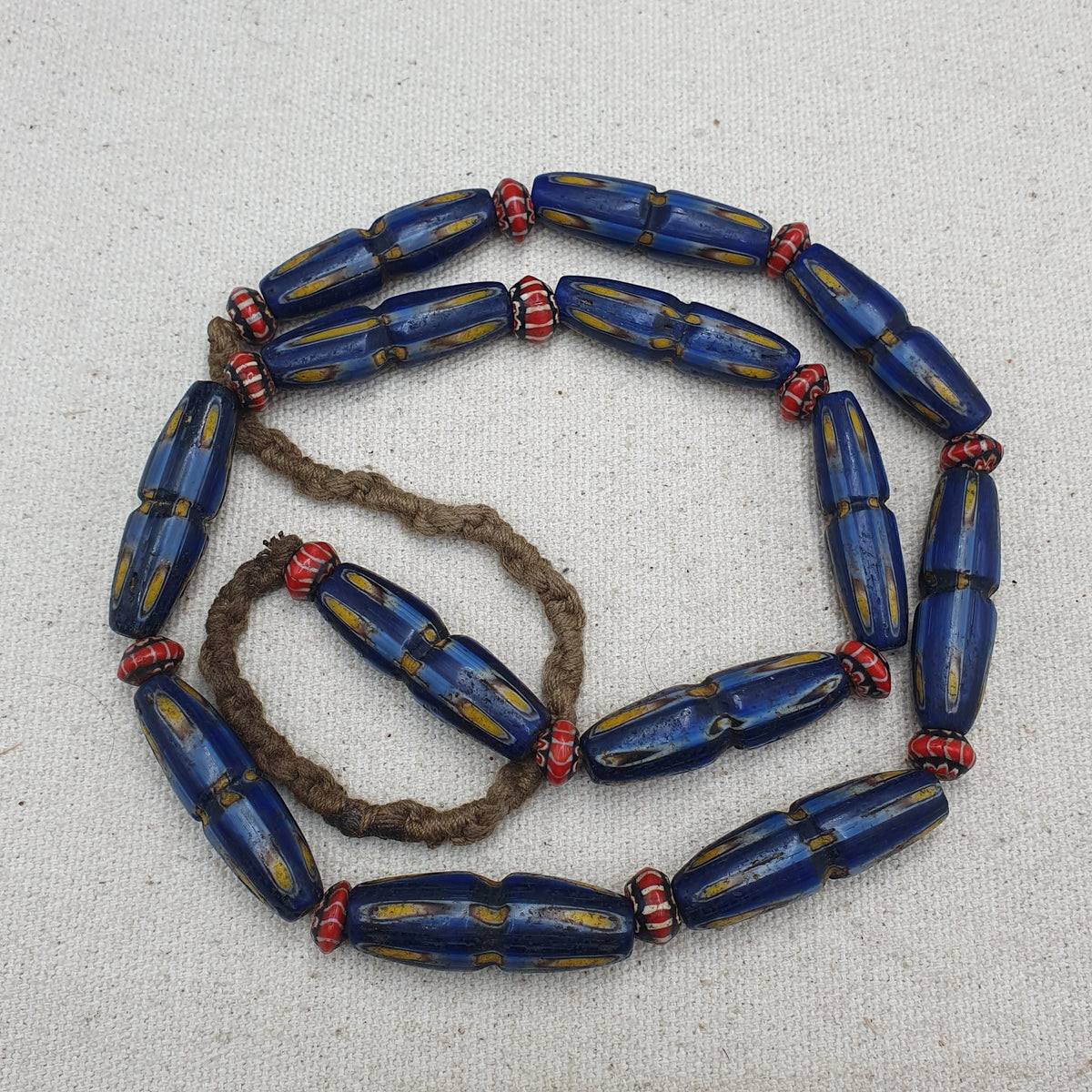 Colliers de perles de verre et de perles Chevron style vénitien vintage Gabri yeux