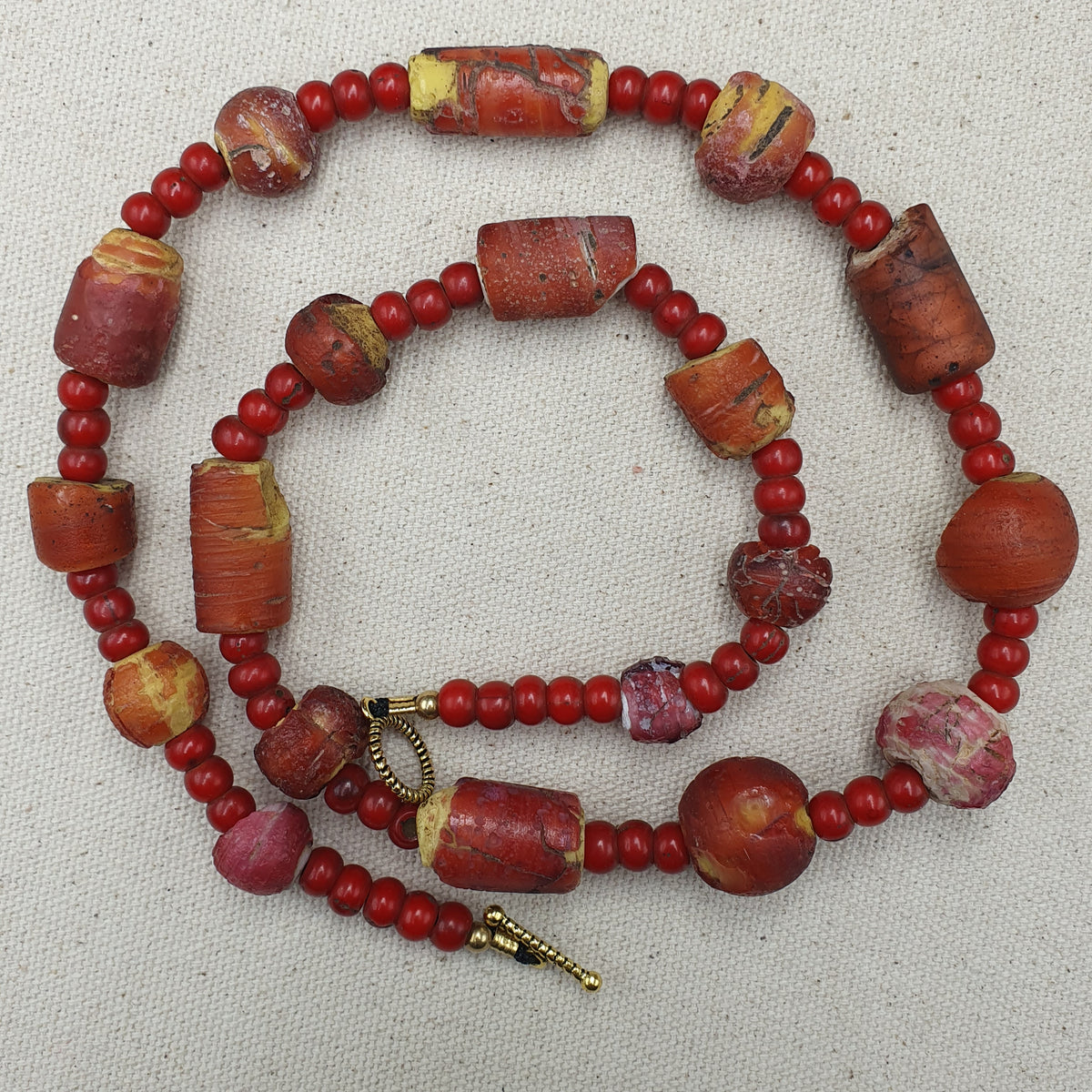 Collier de perles vénitiennes antiques Cœur Blanc rares