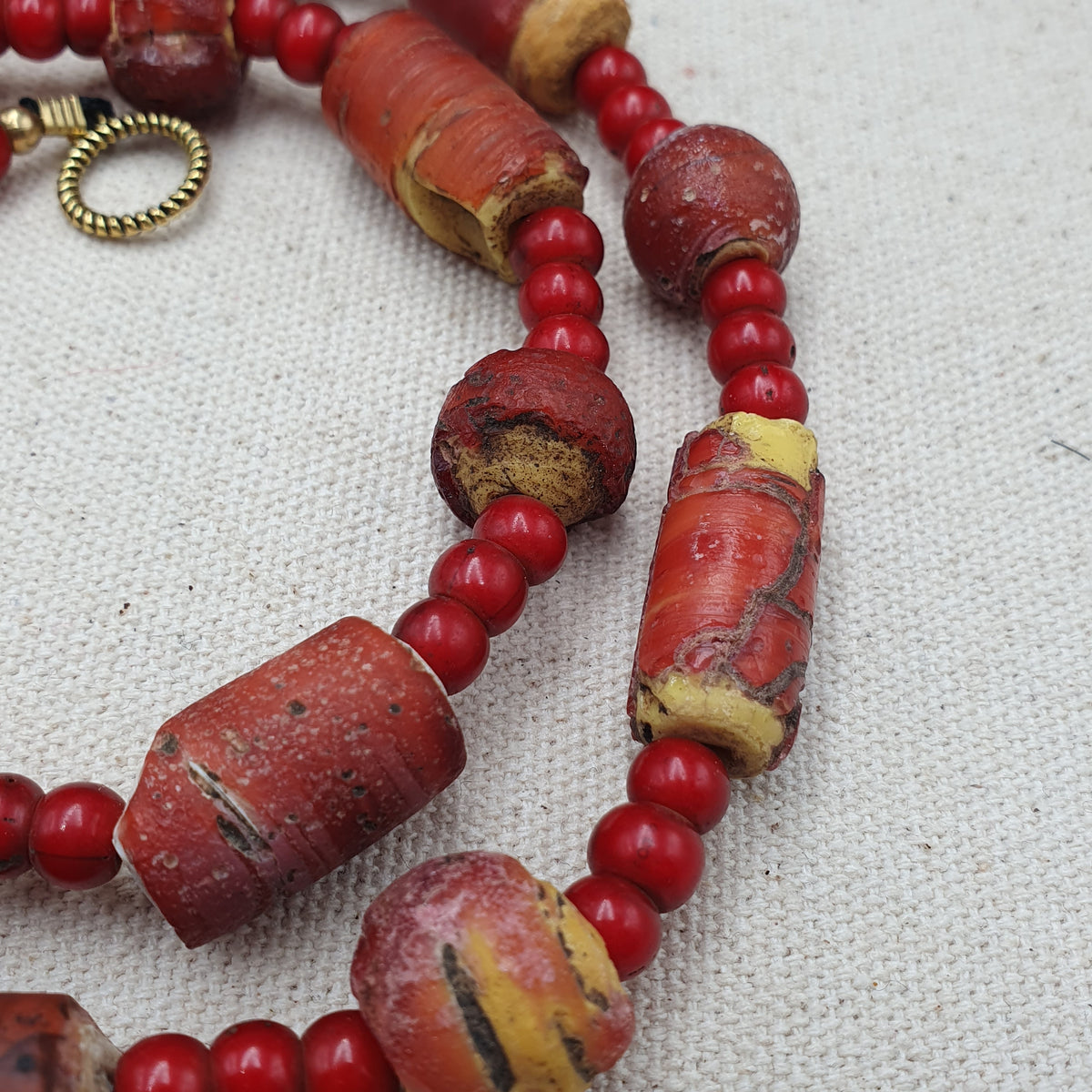 Collier de perles vénitiennes antiques Cœur Blanc rares