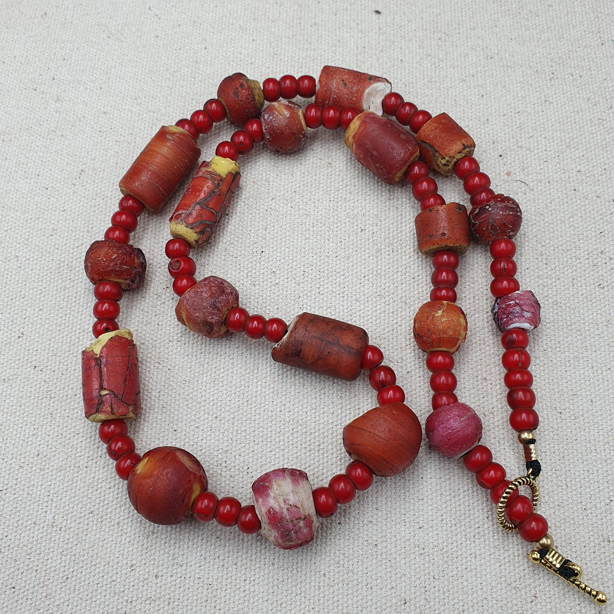 Collier de perles vénitiennes antiques Cœur Blanc rares