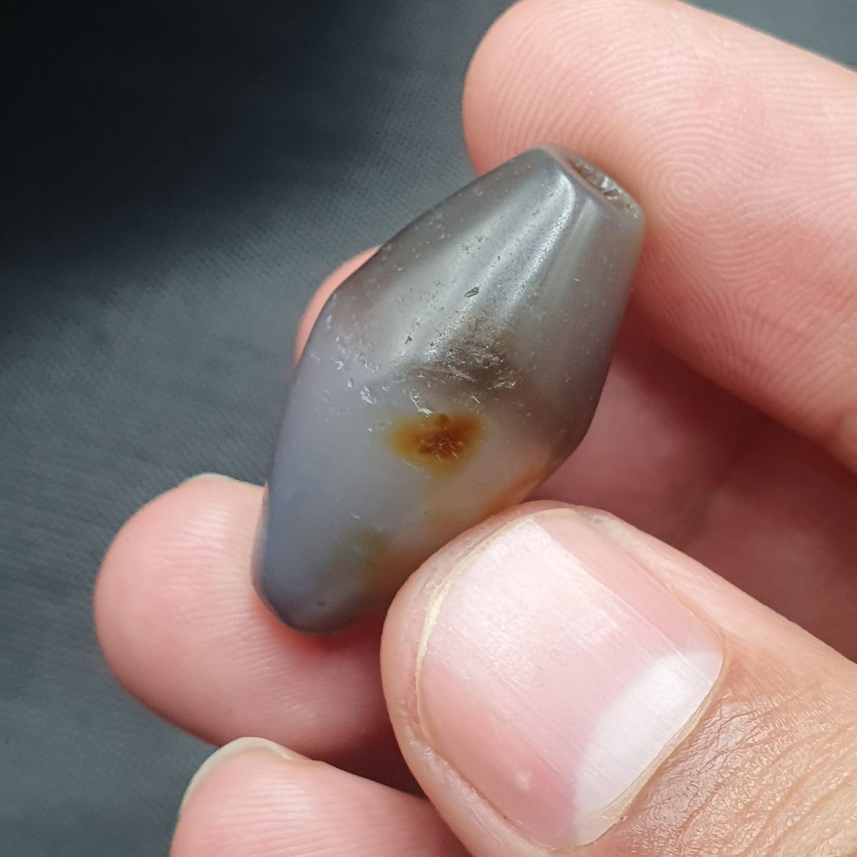 Lot de 3 perles d'agate vintage en Cornaline et Calcédoine Grise