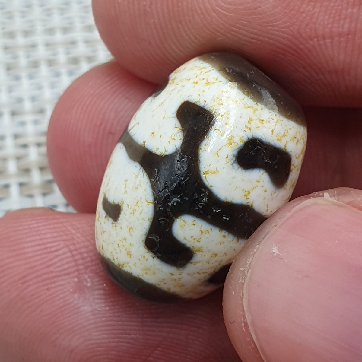 Perles d'agate tibétaines de l'Himalaya à motif de vase au trésor vintage