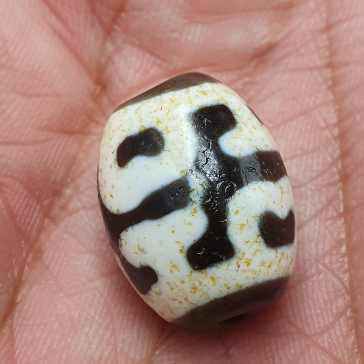 Perles d'agate tibétaines de l'Himalaya à motif de vase au trésor vintage