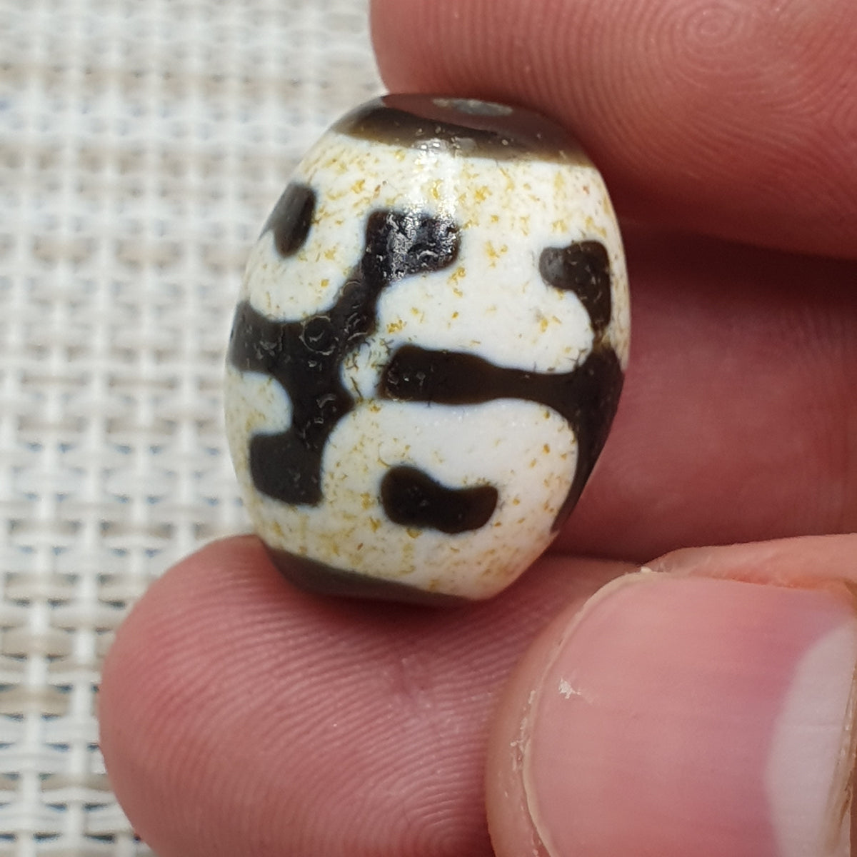 Perles d'agate tibétaines de l'Himalaya à motif de vase au trésor vintage