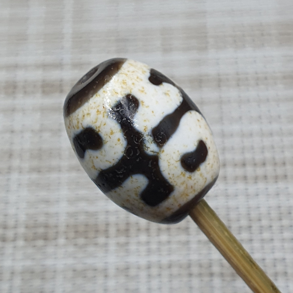 Perles d'agate tibétaines de l'Himalaya à motif de vase au trésor vintage