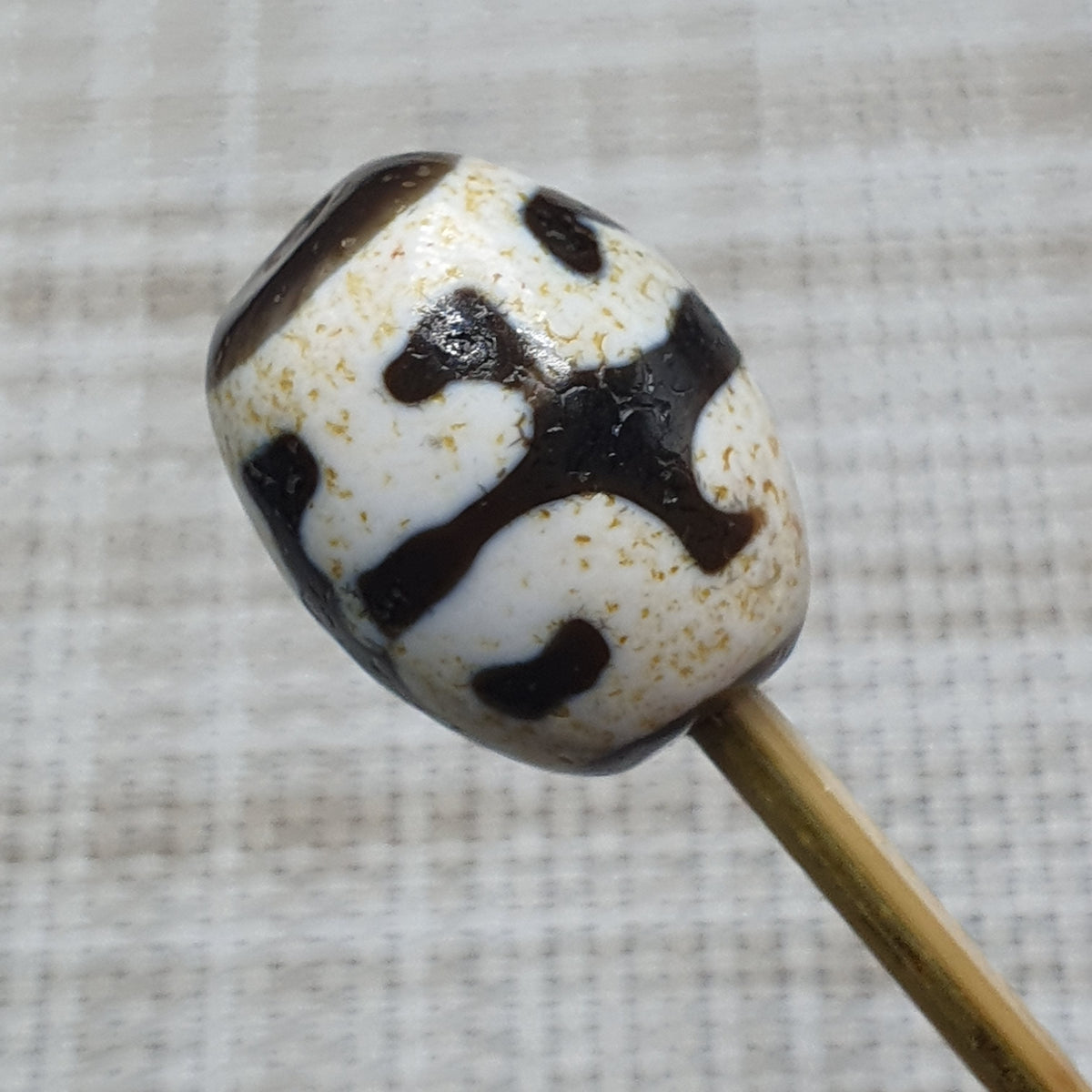 Perles d'agate tibétaines de l'Himalaya à motif de vase au trésor vintage
