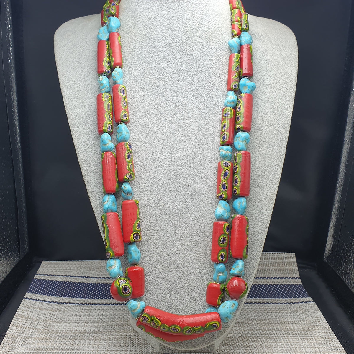 Vintage Venetian Gabri Style Glass Howlite Stone Beaded Necklace