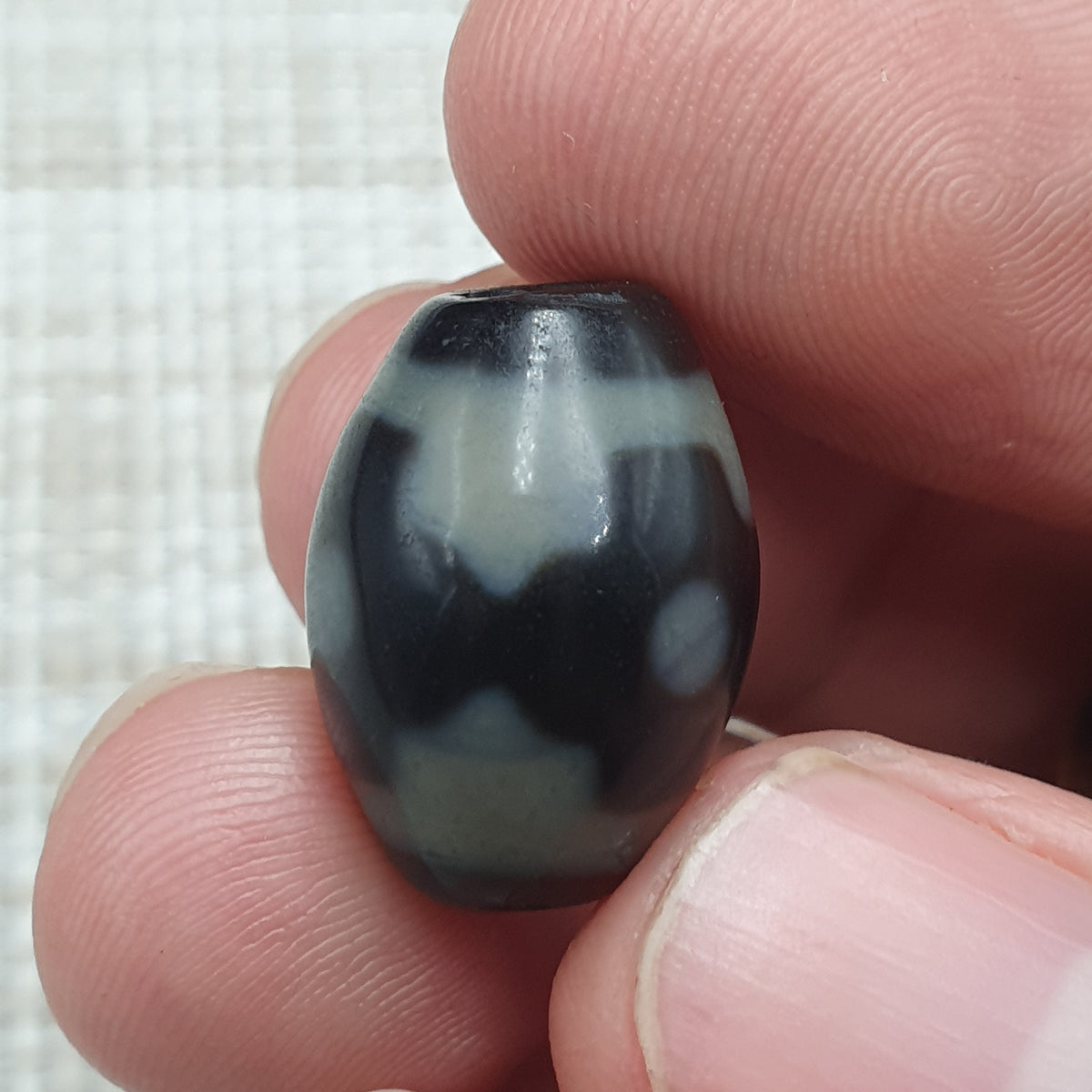 Lot de 2 agates tibétaines de l'Himalaya à motif zigzag et yeux vintage