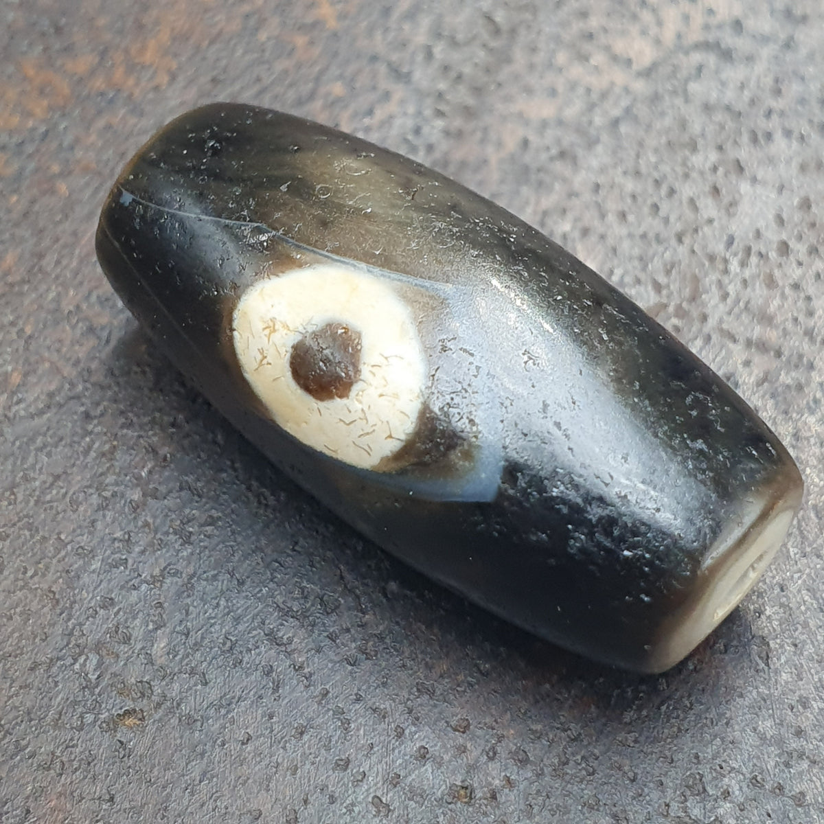 Amulette tibétaine vintage perle d'agate œil de Dzi de l'Himalaya