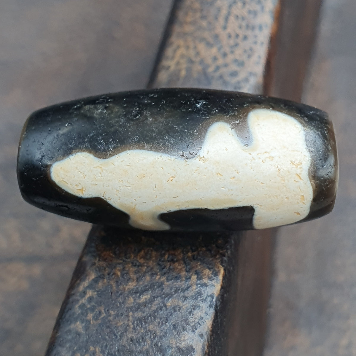 Amulette tibétaine vintage perle d'agate œil de Dzi de l'Himalaya