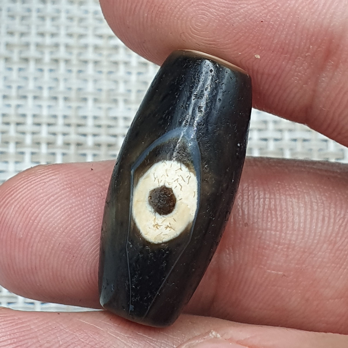 Amulette tibétaine vintage perle d'agate œil de Dzi de l'Himalaya