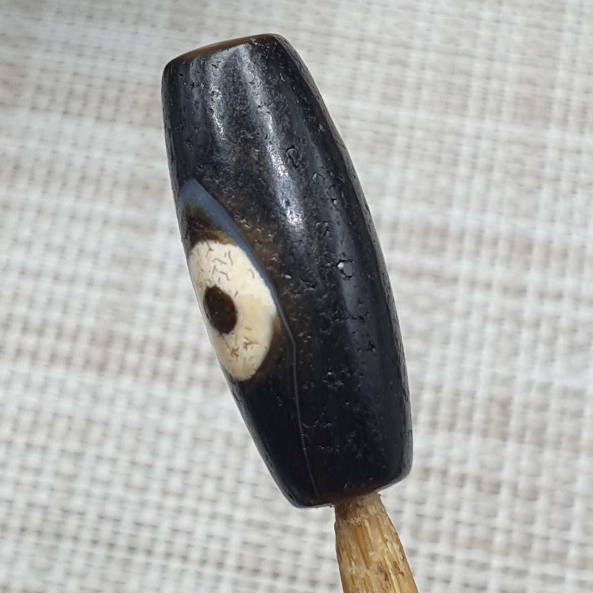 Amulette tibétaine vintage perle d'agate œil de Dzi de l'Himalaya