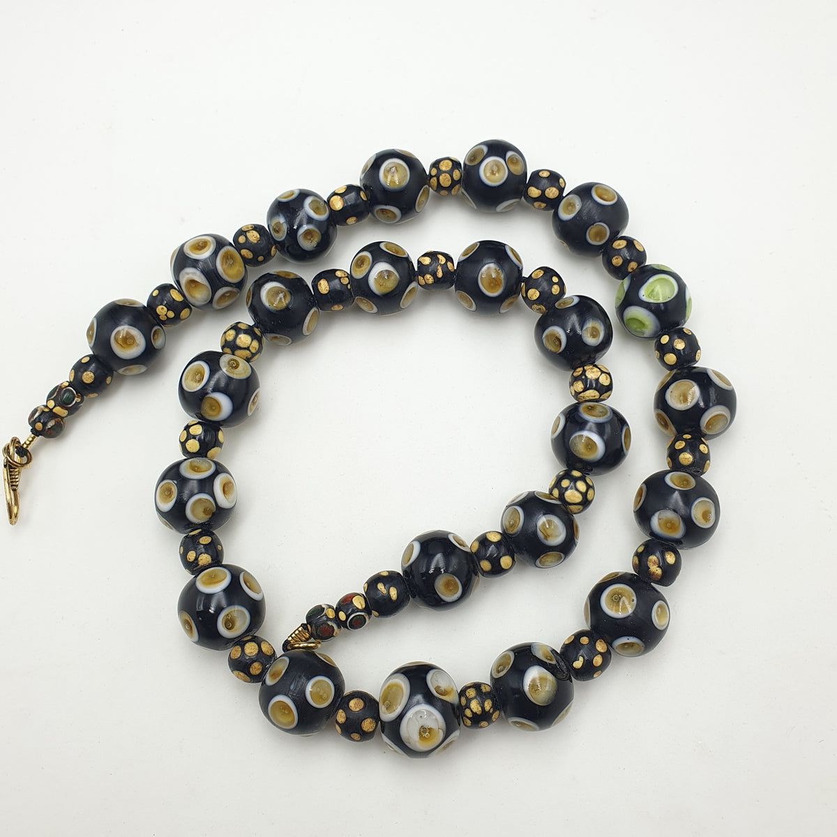 Collier de perles de verre de style vénitien vintage